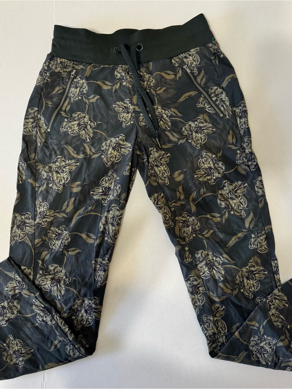 Athleta Black Floral Print Joggers